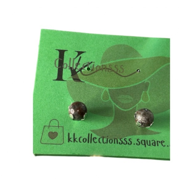 Black Jasper Stud Earrings - Picture 3 of 3